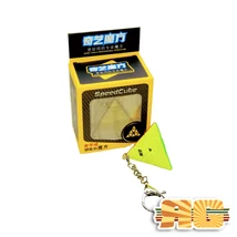 QiYi mini Pyraminx kulcstartó 